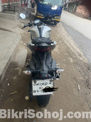 Sujuki Gixxer Fi Abs